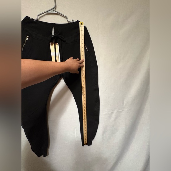 SUZY D LONDON Women's Black Jogger Pants,size L,Made in Italy,NWT - Picture 11 of 16